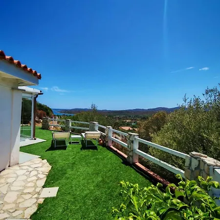 Domo Ruia - Red House Casa vacanze *