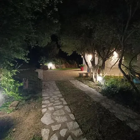 Hébergement de vacances Domo Ruia - Red House Porto Istana