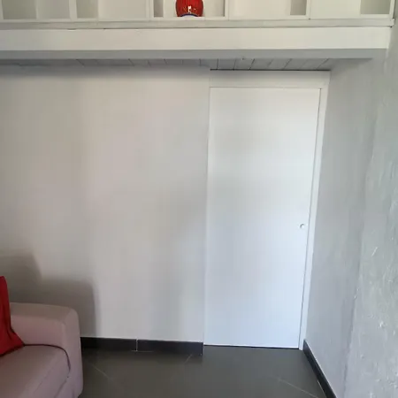 Holiday home Domo Ruia - Red House
