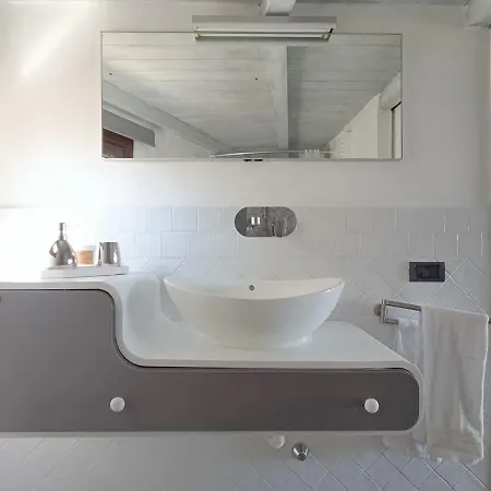 Holiday home Domo Ruia - Red House Porto Istana